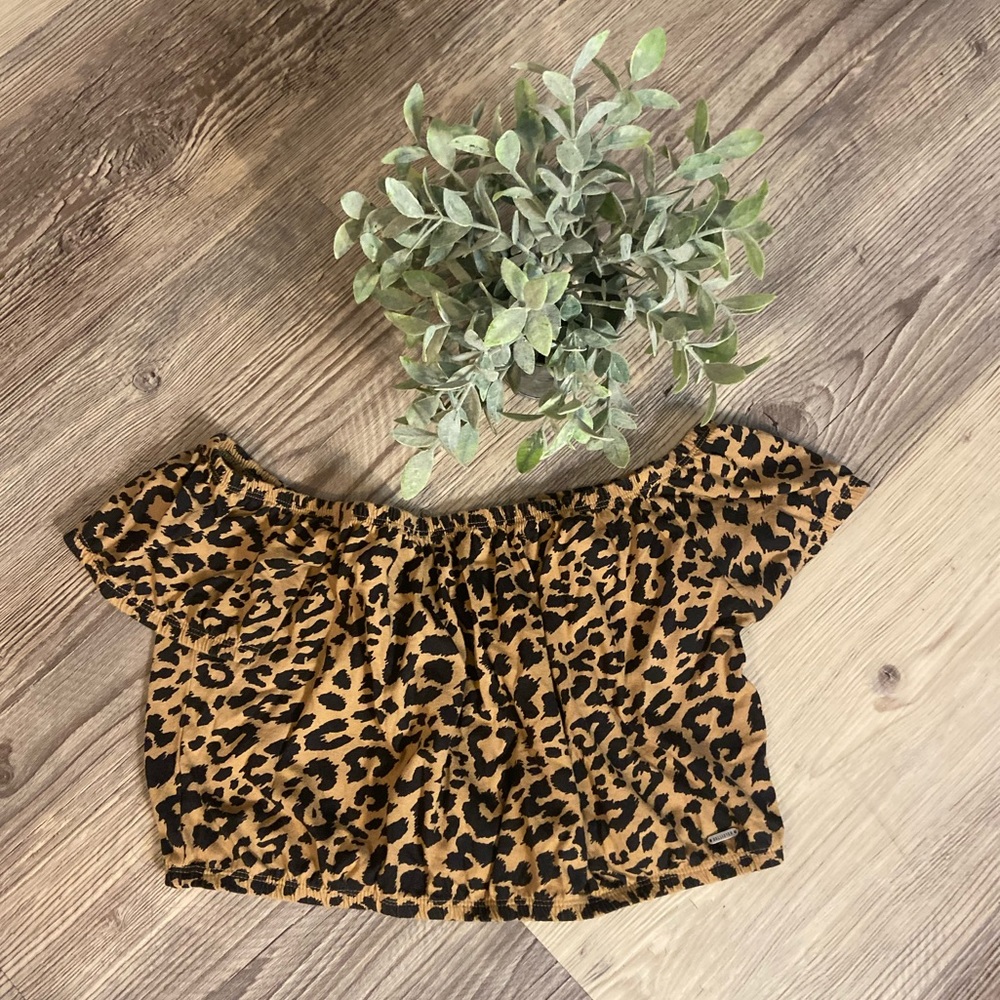 CHEETAH PRINT CROP TOP